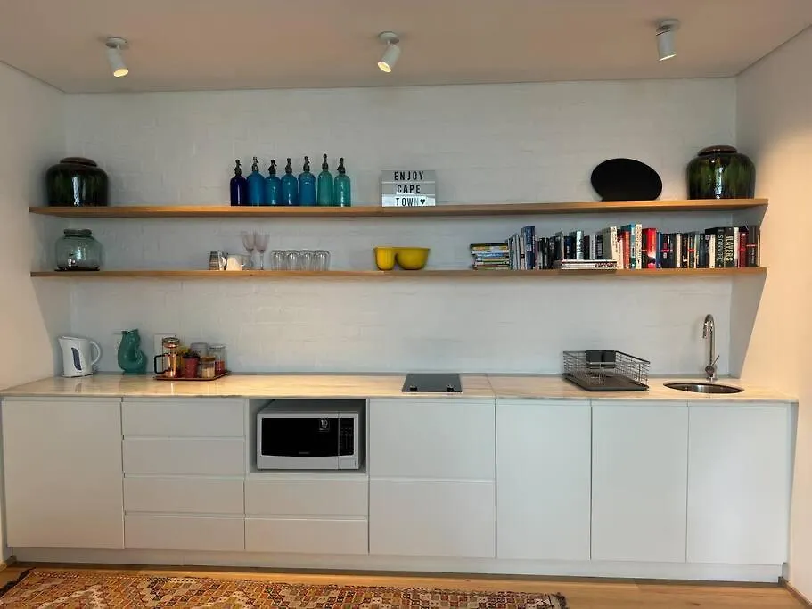 Apartment Modern Studio On The Foot Of Table Mountain Cape Town