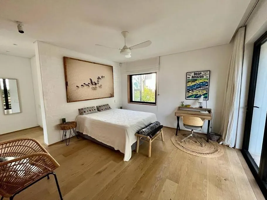 Modern Studio On The Foot Of Table Mountain location